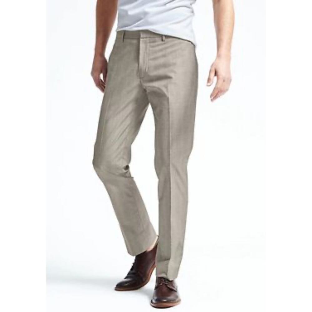 Men’s Banana Republic Khaki Checkered Chino Pants 35x32*